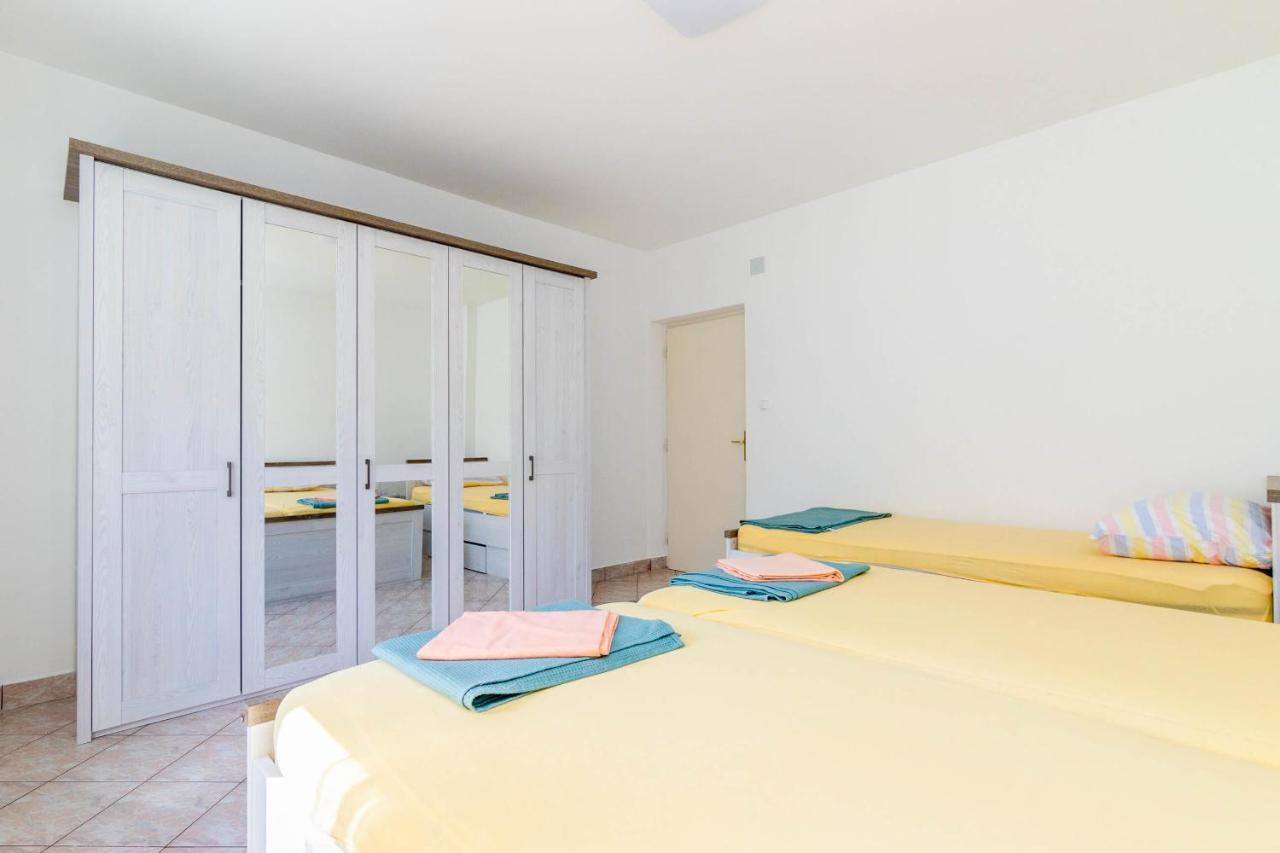 Apartment Lea 스베티필립아이자코브 외부 사진